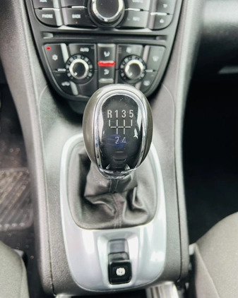 Opel Meriva cena 25600 przebieg: 171000, rok produkcji 2013 z Ostrołęka małe 277
